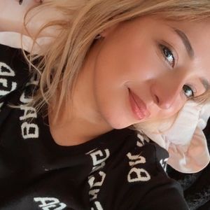 Meet your Posher, Magdalena
